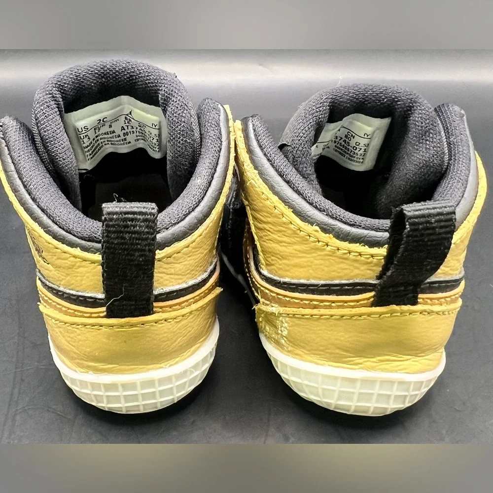 Nike - Baby Crib Shoes,Black and Gold High-Top Sneakers, Size:2C‎